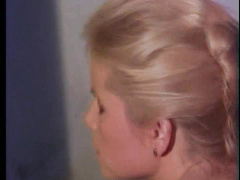 Джина Вилд занимается любовью с двумя дружками