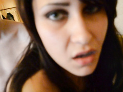 Парень вставляет болт девице в разных позах